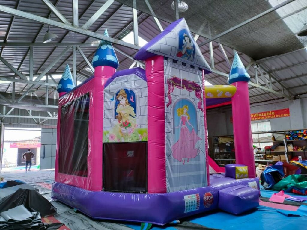 bounce house party inflatables | Go Event Group